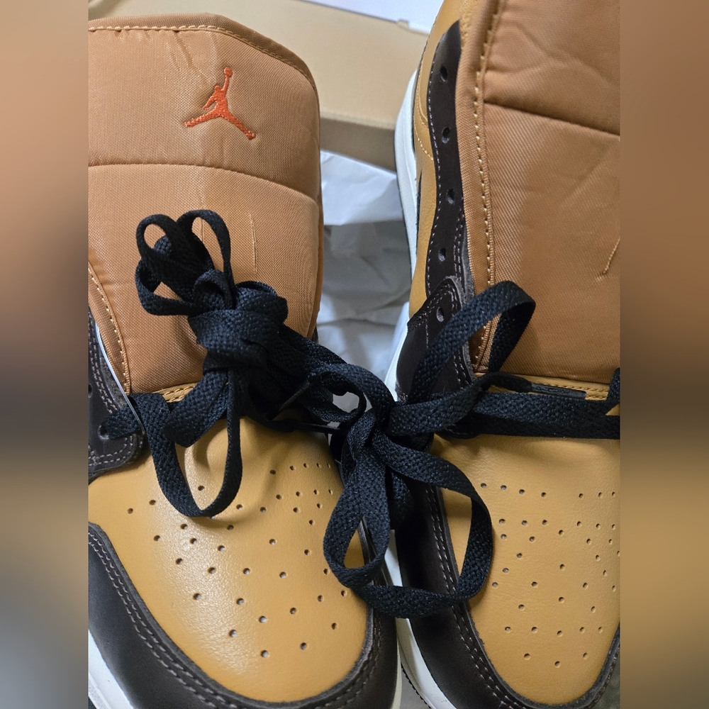 Nike Air Jordan 1 Low Mens Brown New With Box Sneakers NIB Retro Shoes